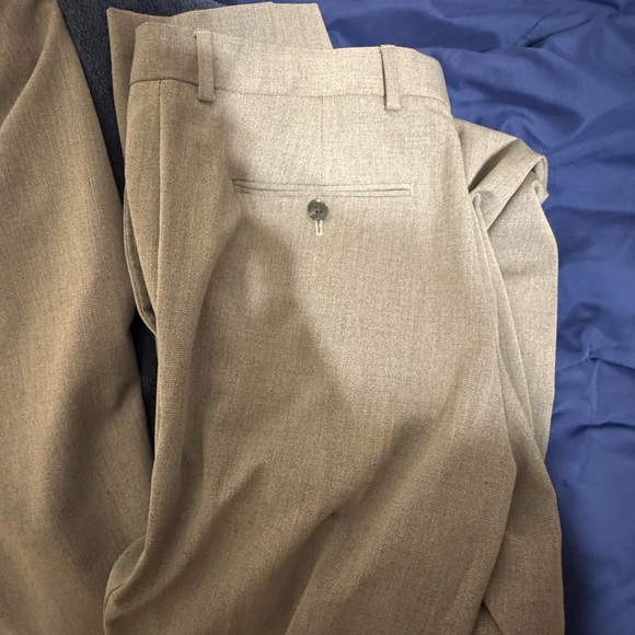 J. Ferrer Two Piece Slim Fit Grey Suit 44R 32X 32 Pants WORN ONCE - Picture 11 of 12